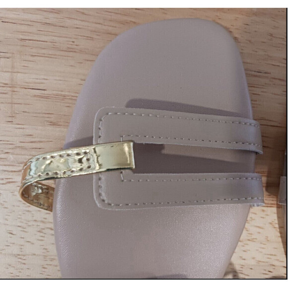 Beach Sandals In Beige - Picture 3 of 6